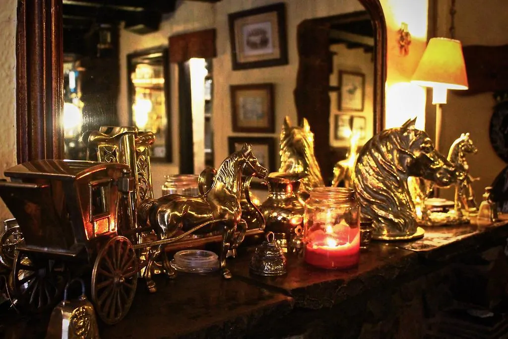 The Whitestonecliffe Inn Thirsk  Саттон