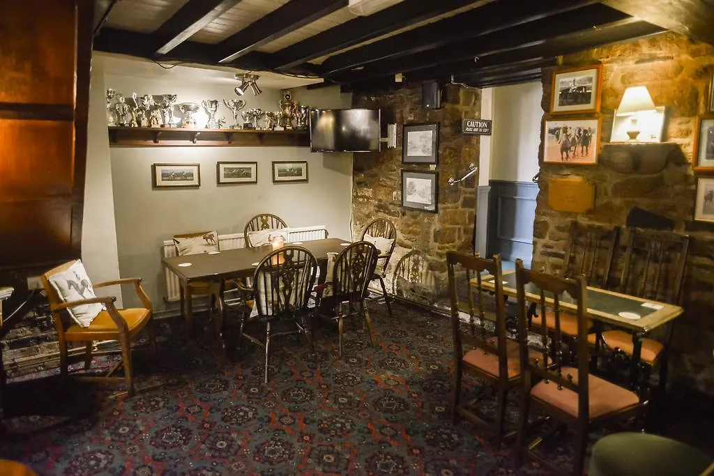 The Whitestonecliffe Inn Thirsk 2*, Саттон